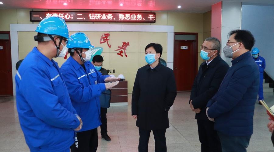 張店區(qū)委副書記、區(qū)長王學剛來公司檢查督導疫情防控工作